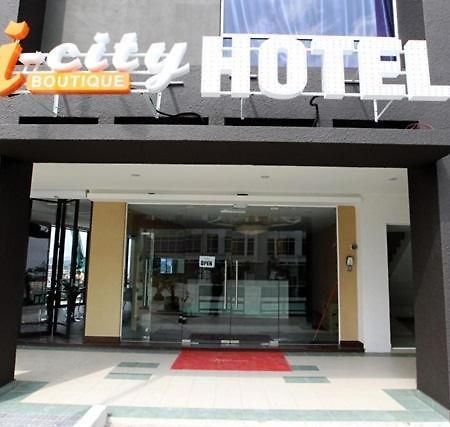 Citylight Hotel Shah Alam Esterno foto